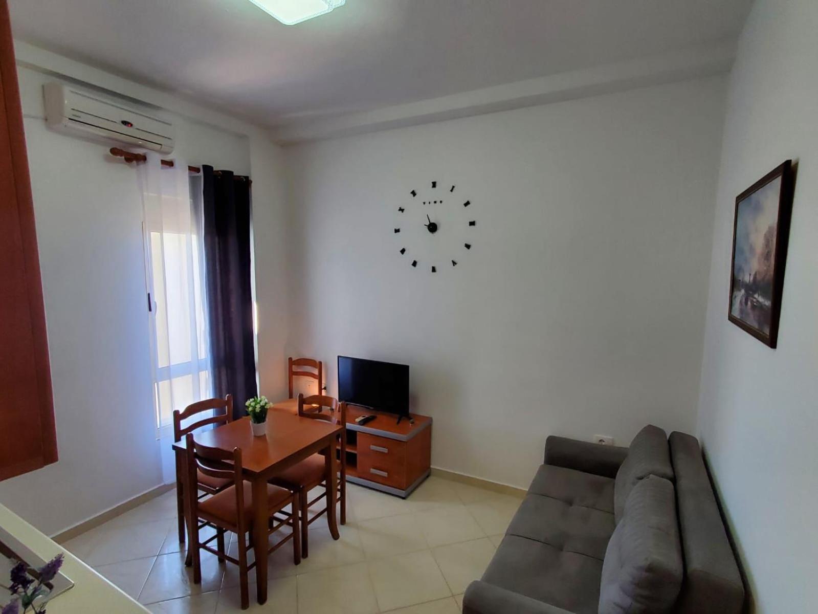 Summer Gate Apartment Sarandë 외부 사진